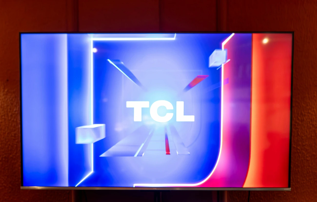 Smart TV TCL é boa? Veja se vale a pena comprar em 2026